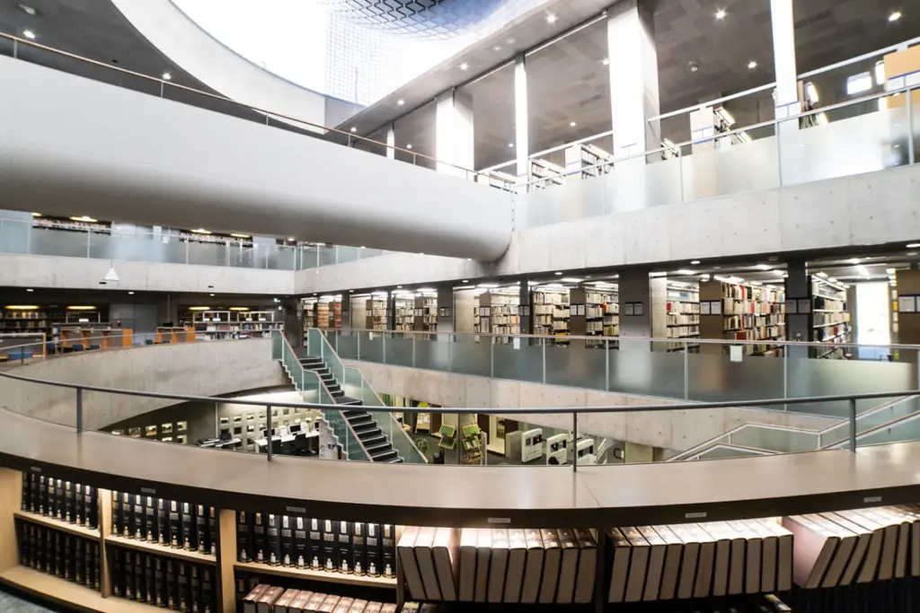 『図書館支援(東京都立大学)』の寄附募集を開始しました